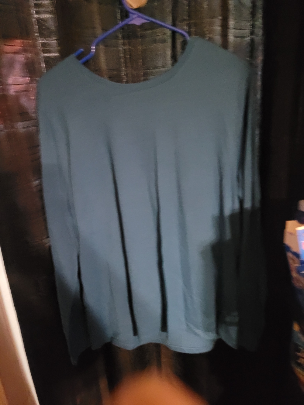 Time and Tru Women's Teal Crew Neck Long Sleeve Top